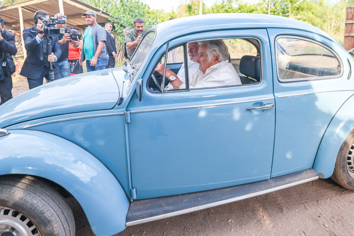 Pepe Mujica, guerrilla fighter turned philosopher president, dies aged 89