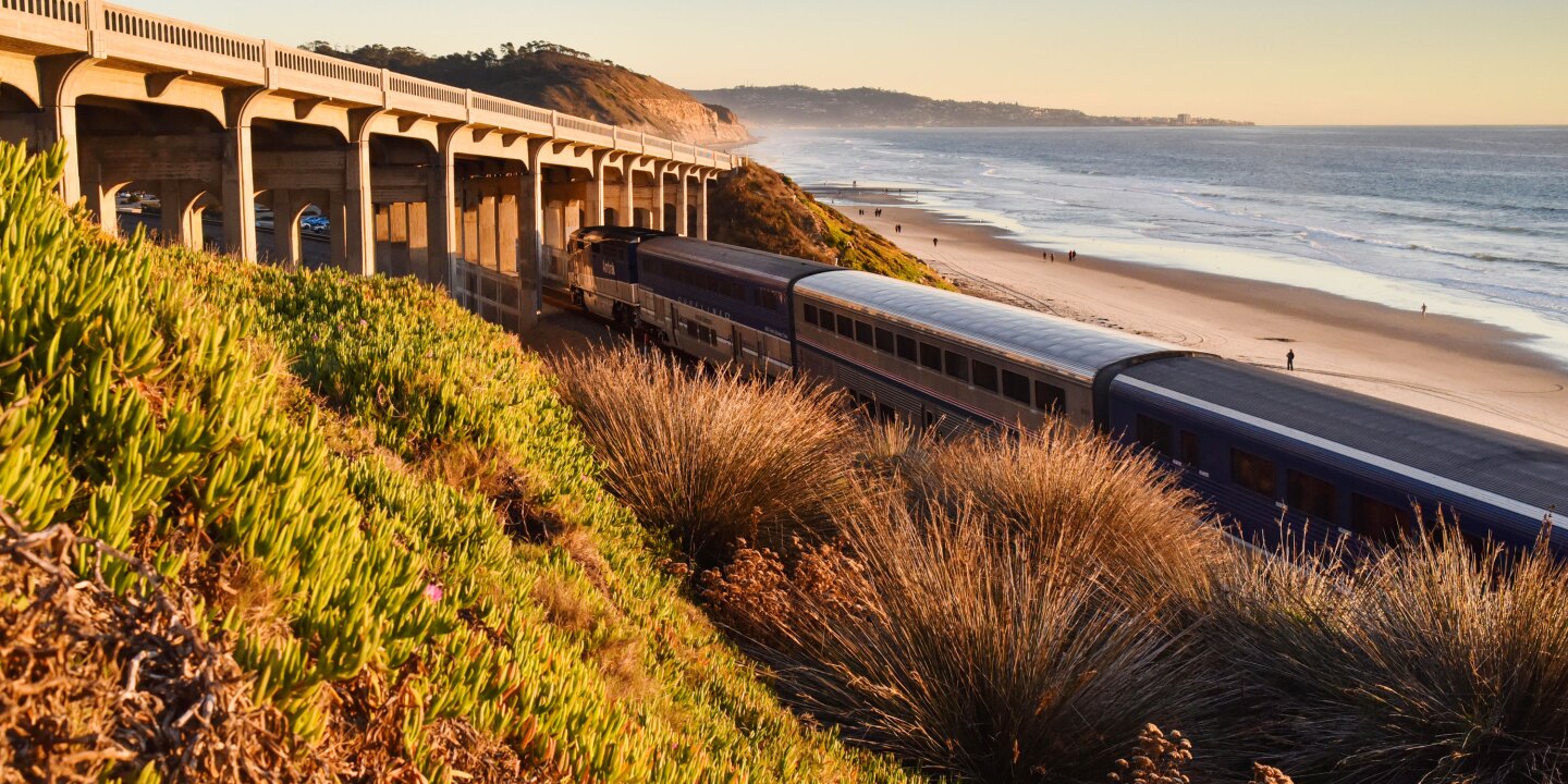 8 Most Beautiful Amtrak Train Routes in North America
