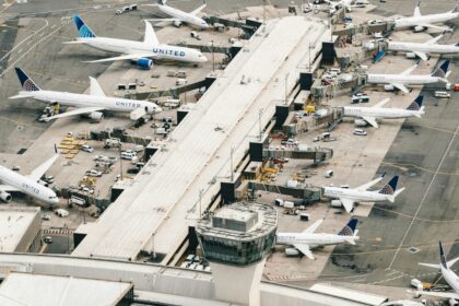 As United Cancels Flights, Is It Safe to Fly from Newark?