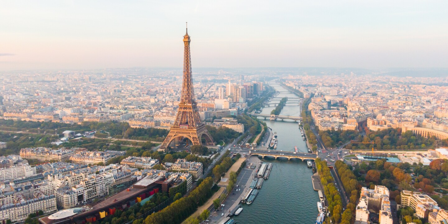 You Can Now Swim in the Seine River in Paris