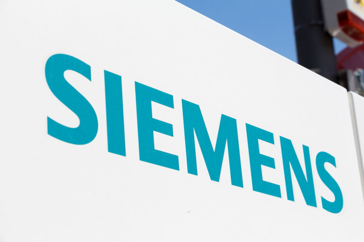 Siemens to open major data hub in Spain