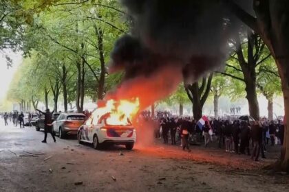 Anti-immigration demonstration in The Hague turns violent, weeks before general election
