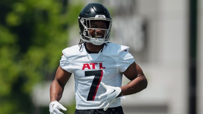 Bijan Robinson Falcons pic