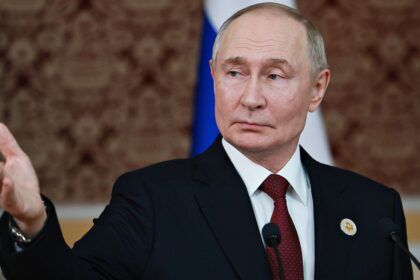 Can Putin, under sanctions and an arrest warrant, enter the European Union?