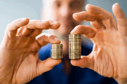 Government proposes higher wage amid tax debate