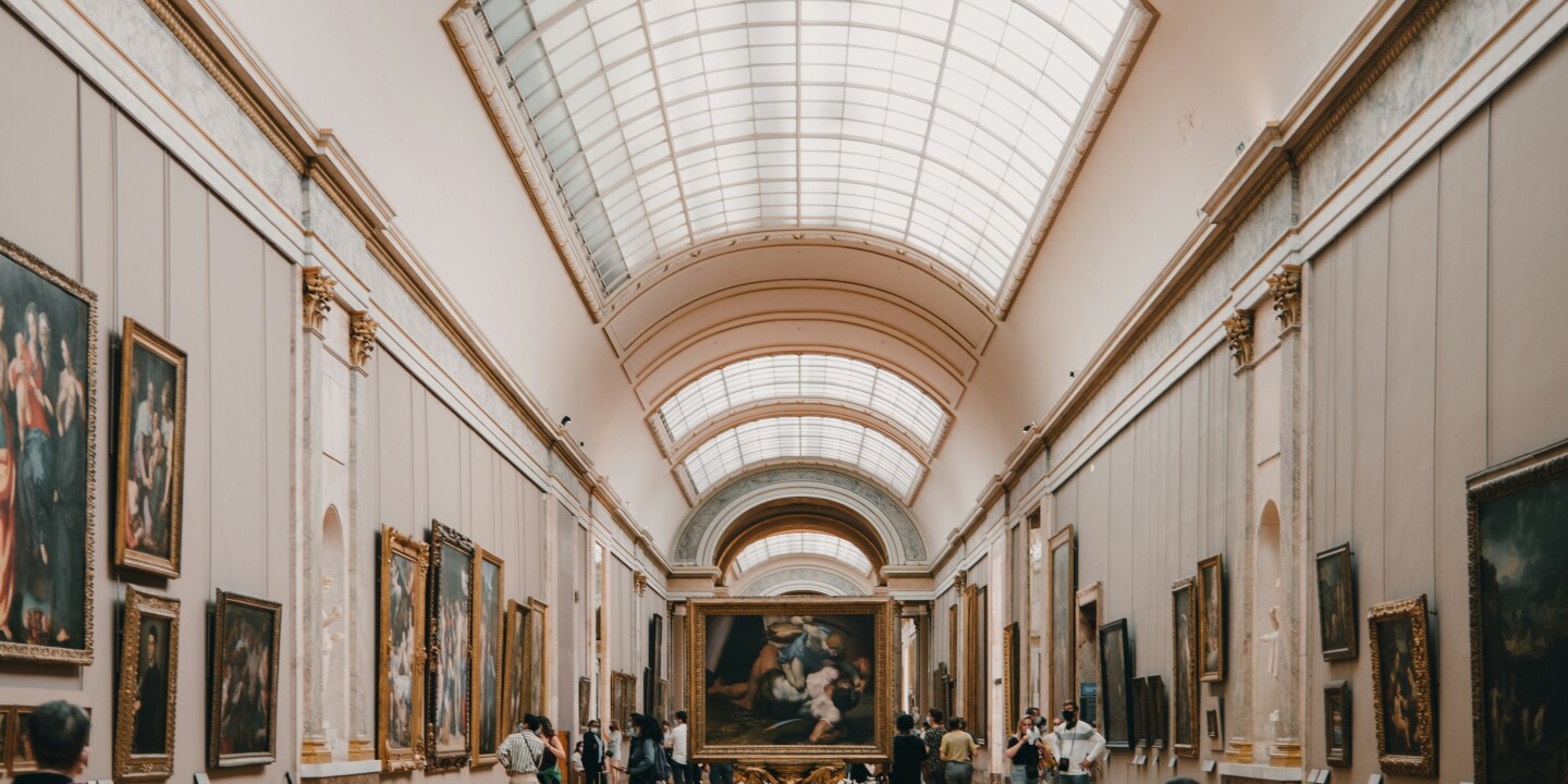 The Louvre Has Closed Temporarily After Robbery