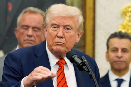Trump threatens new 100% tariff on Chinese imports starting 1 November or sooner