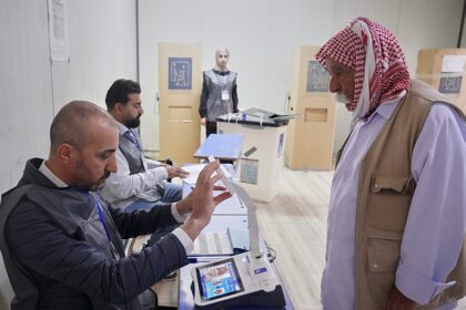 Iraq elections: early voting for security personnel and displaced people began on Sunday