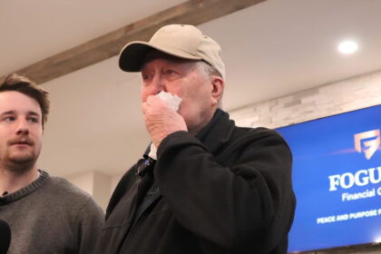 88-year-old army veteran unable to retire receives huge generosity of online community