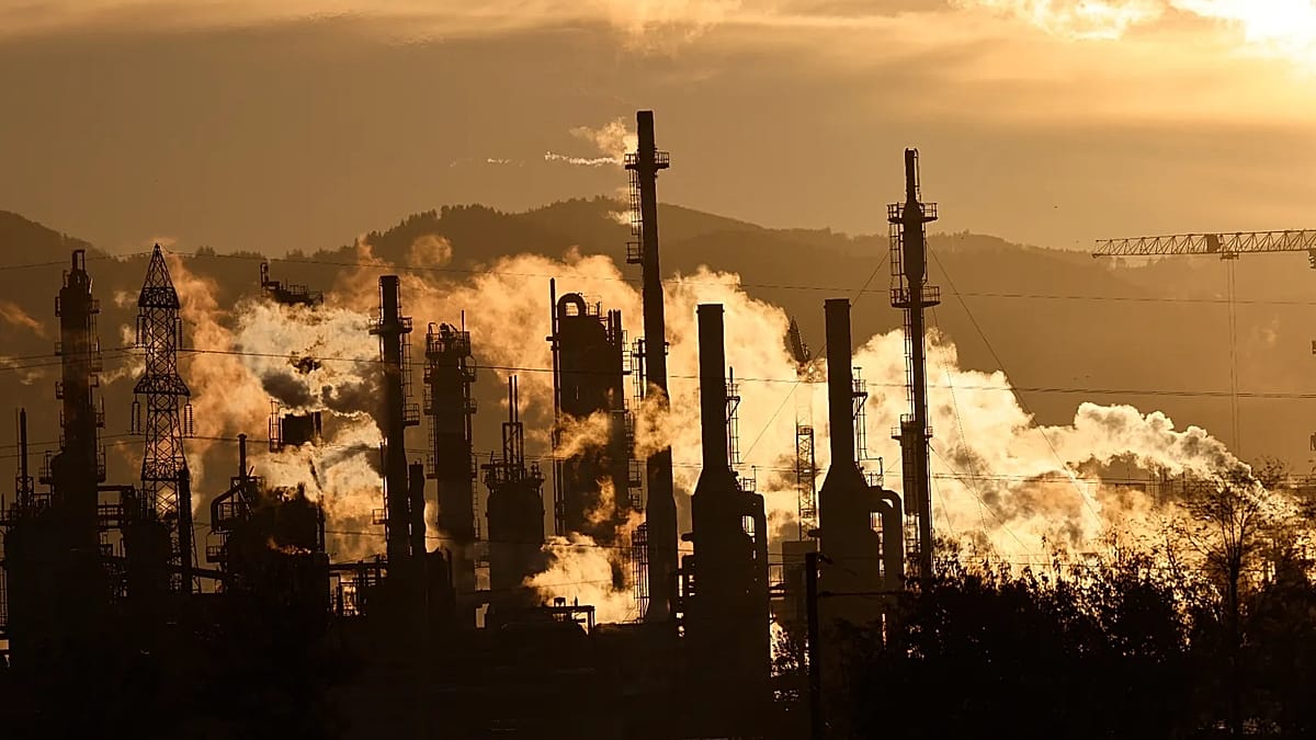 Environmental groups warn EU Commission's simplification of green laws means more pollution