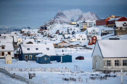 EU Hosts Emergency Meeting in Response to Trump’s Tariffs Over Greenland