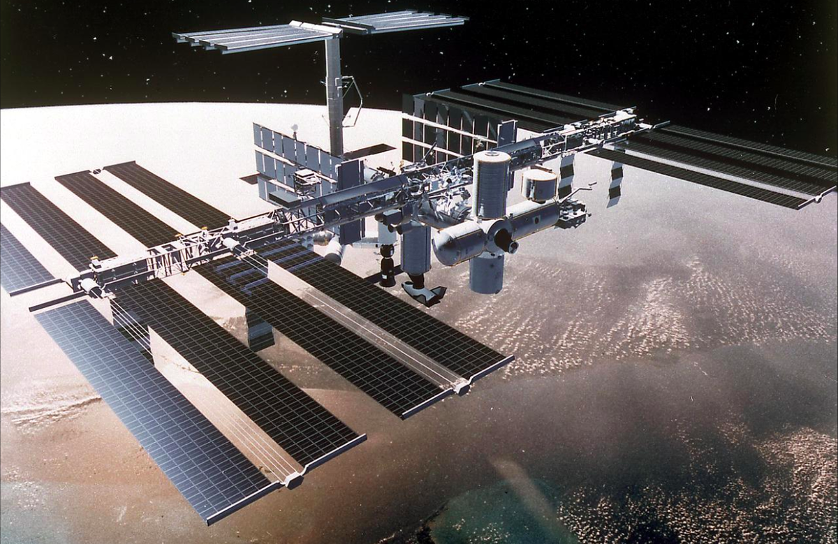 Historic ISS medical evacuation, hopefully no Xenomorphs involved!